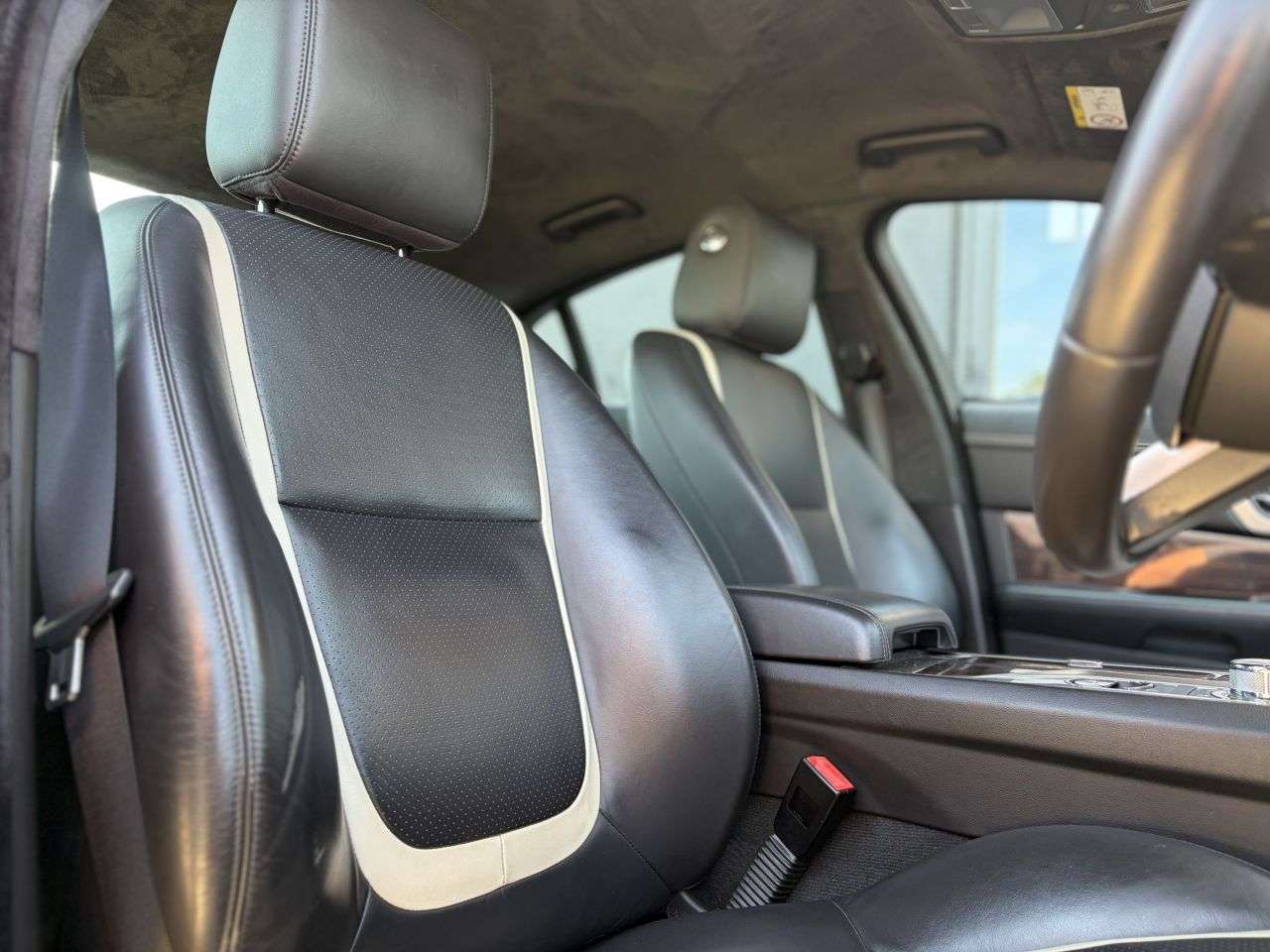 2014 JAGUAR XF 2014 JAGUAR XF
