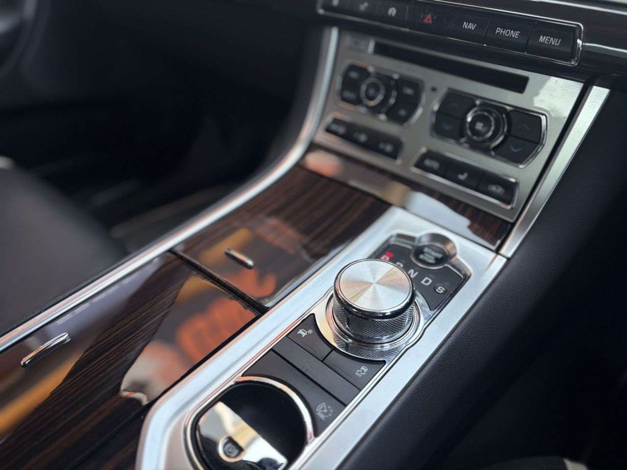 2014 JAGUAR XF 2014 JAGUAR XF