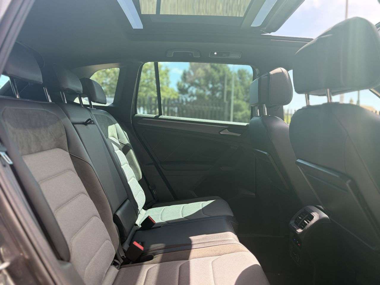2020 VOLKSWAGEN TIGUAN 2020 VOLKSWAGEN TIGUAN