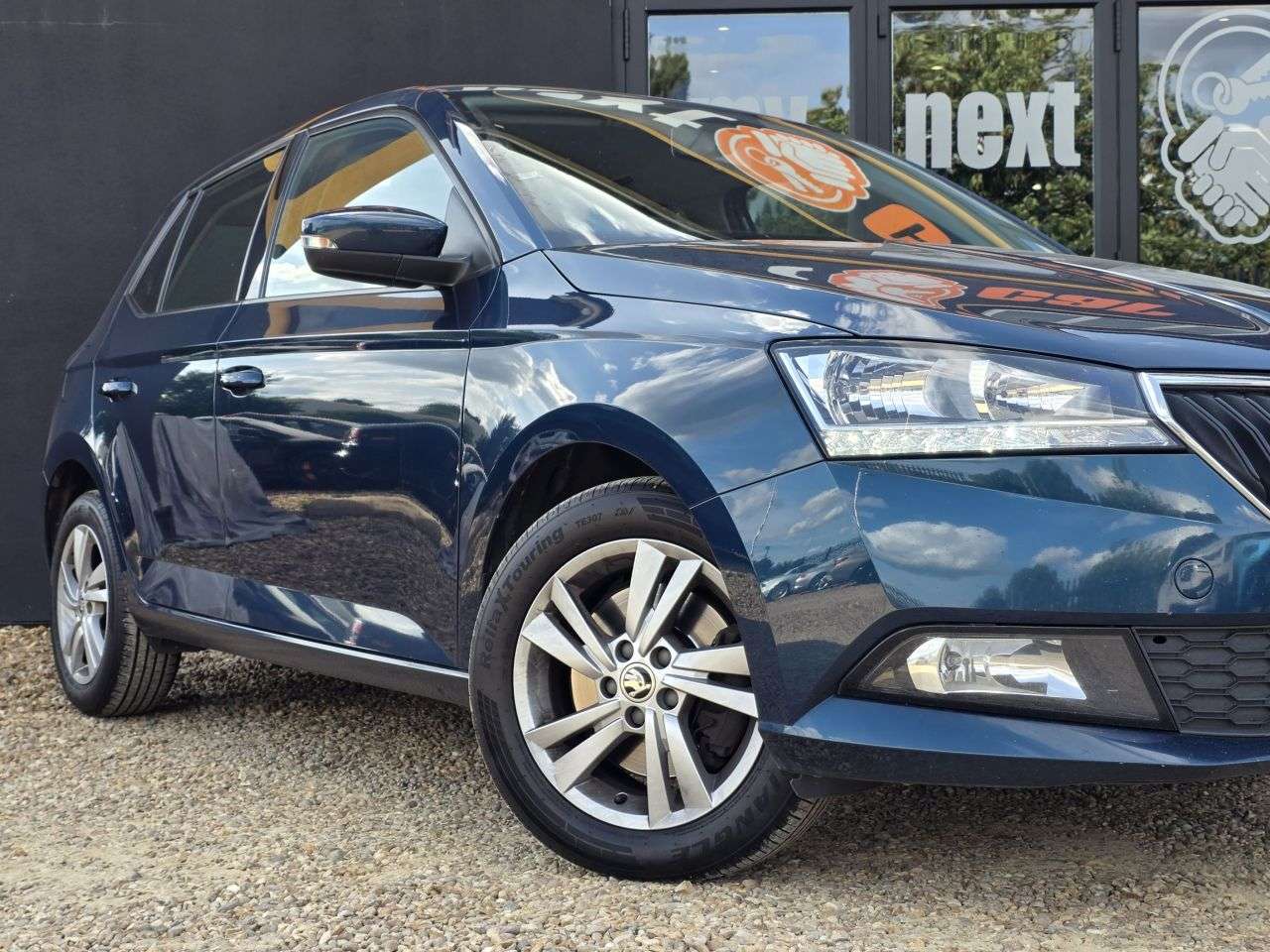 A 2021 SKODA FABIA 1.0 TSI SE Hatchback 5dr Petrol DSG Euro 6 (s/s) (95 ps) A 2021 SKODA FABIA 1.0 TSI SE Hatchback 5dr Petrol DSG Euro 6 (s/s) (95 ps)
