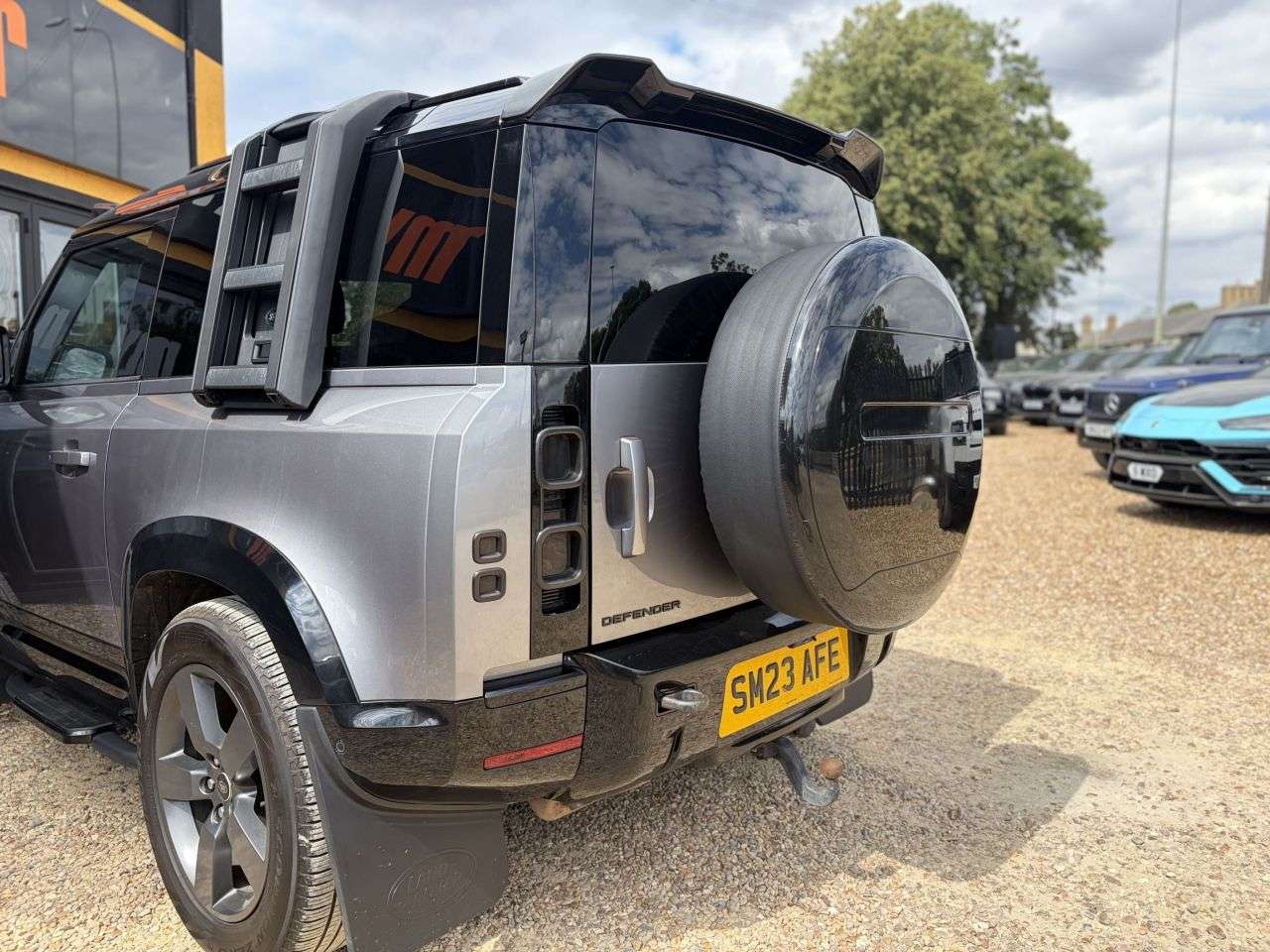 2023 LAND ROVER DEFENDER 90 2023 LAND ROVER DEFENDER 90
