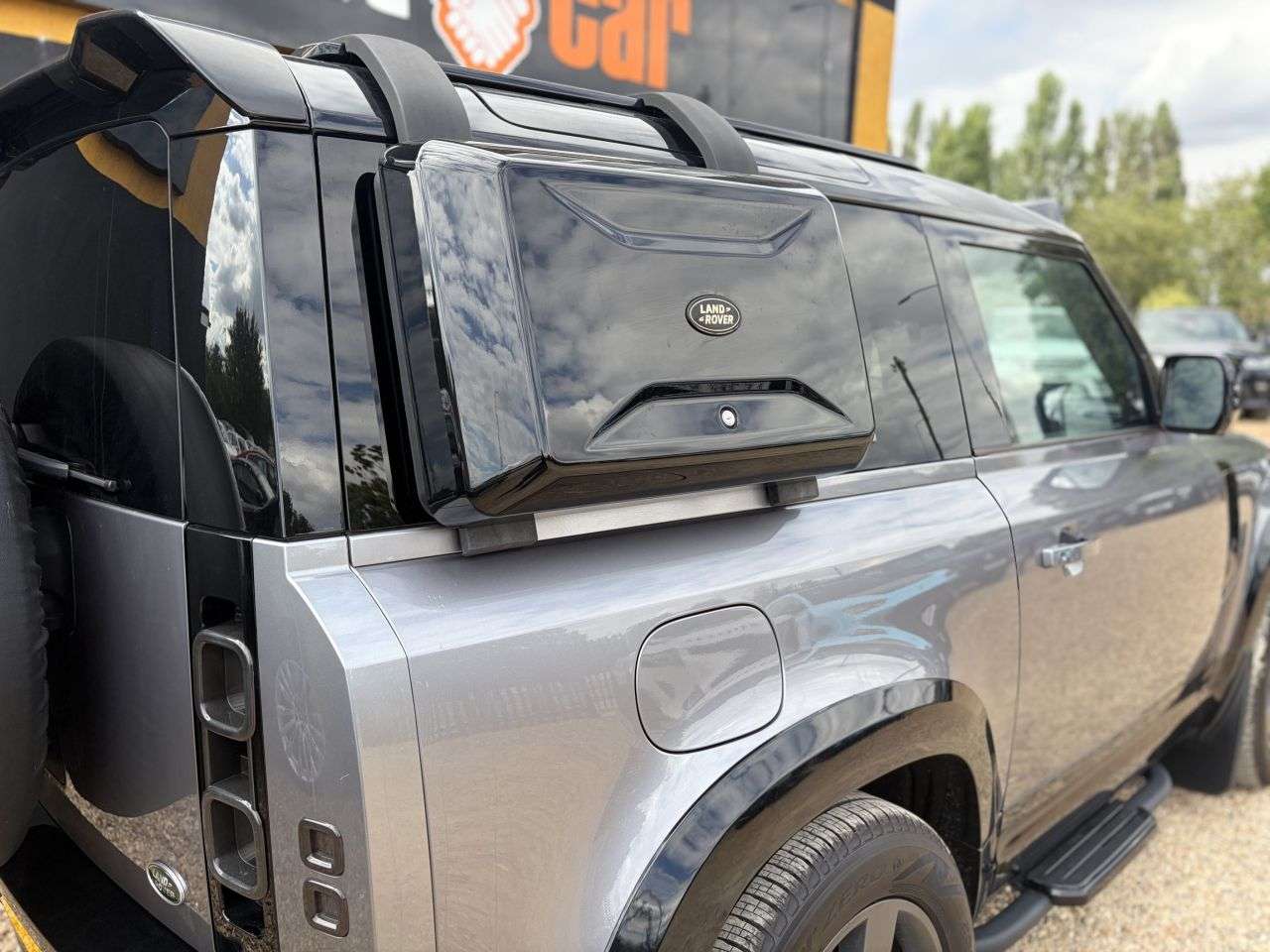 2023 LAND ROVER DEFENDER 90 2023 LAND ROVER DEFENDER 90