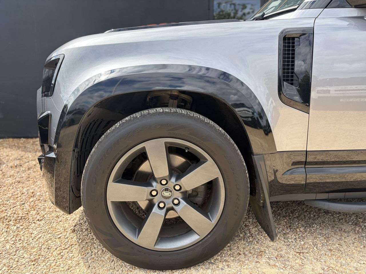 2023 LAND ROVER DEFENDER 90 2023 LAND ROVER DEFENDER 90
