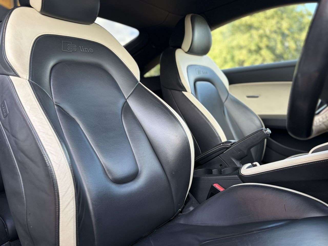 2012 AUDI TT 2012 AUDI TT