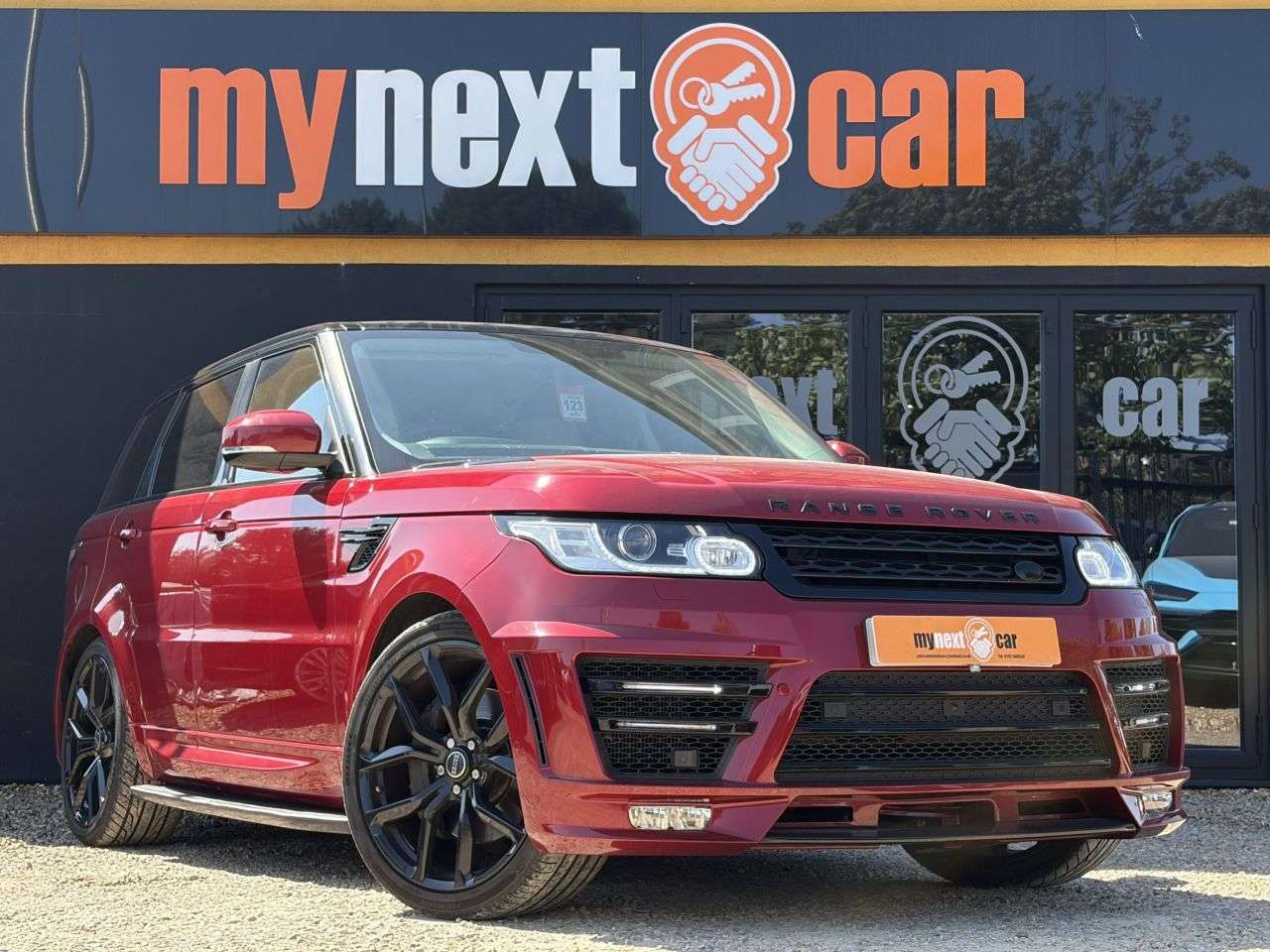 A 2016 LAND ROVER RANGE ROVER SPORT 3.0 SD V6 HSE SUV 5dr Diesel Auto 4WD Euro 6 (s/s) (306 ps) BLACK PACK + SA A 2016 LAND ROVER RANGE ROVER SPORT 3.0 SD V6 HSE SUV 5dr Diesel Auto 4WD Euro 6 (s/s) (306 ps) BLACK PACK + SA