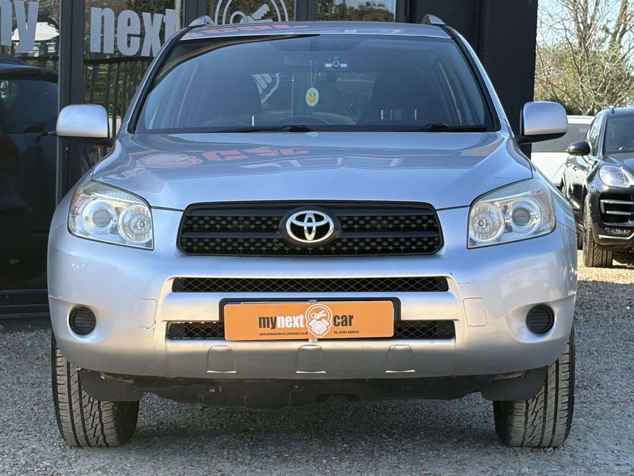 A 2006 TOYOTA RAV4 2.0 XT3 SUV 5dr Petrol Automatic 4WD (212 g/km, 150 bhp) FULL SERVICE HISTO A 2006 TOYOTA RAV4 2.0 XT3 SUV 5dr Petrol Automatic 4WD (212 g/km, 150 bhp) FULL SERVICE HISTO