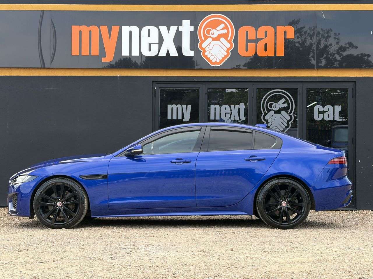 2019 JAGUAR XE 2019 JAGUAR XE