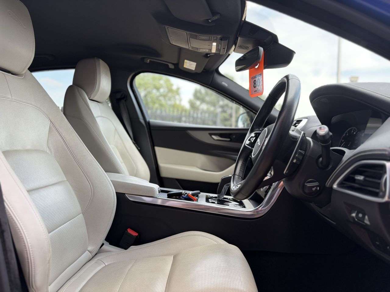 2019 JAGUAR XE 2019 JAGUAR XE