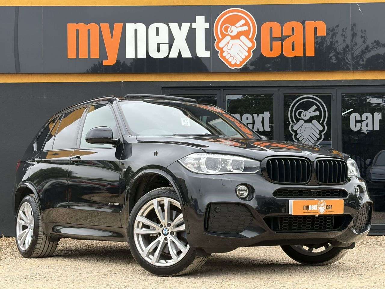 A 2016 BMW X5 3.0 40d M Sport SUV 5dr Diesel Auto xDrive Euro 6 (s/s) (313 ps) REVERSE CA A 2016 BMW X5 3.0 40d M Sport SUV 5dr Diesel Auto xDrive Euro 6 (s/s) (313 ps) REVERSE CA