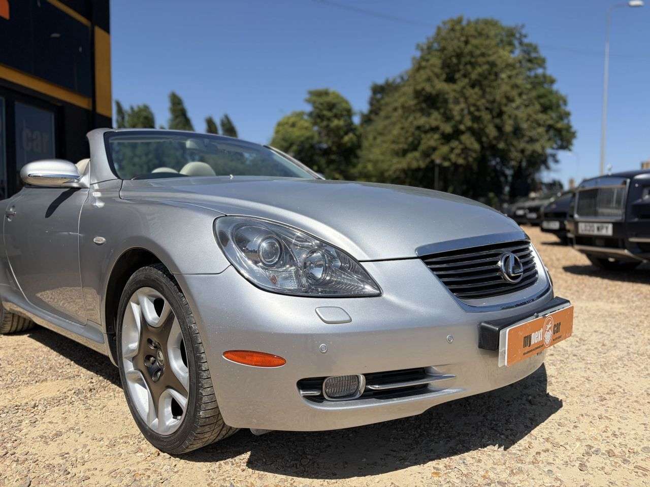 A 2006 LEXUS SC 4.3 430 Convertible 2dr Petrol Automatic (269 g/km, 282 bhp) FULL HEATED LE A 2006 LEXUS SC 4.3 430 Convertible 2dr Petrol Automatic (269 g/km, 282 bhp) FULL HEATED LE
