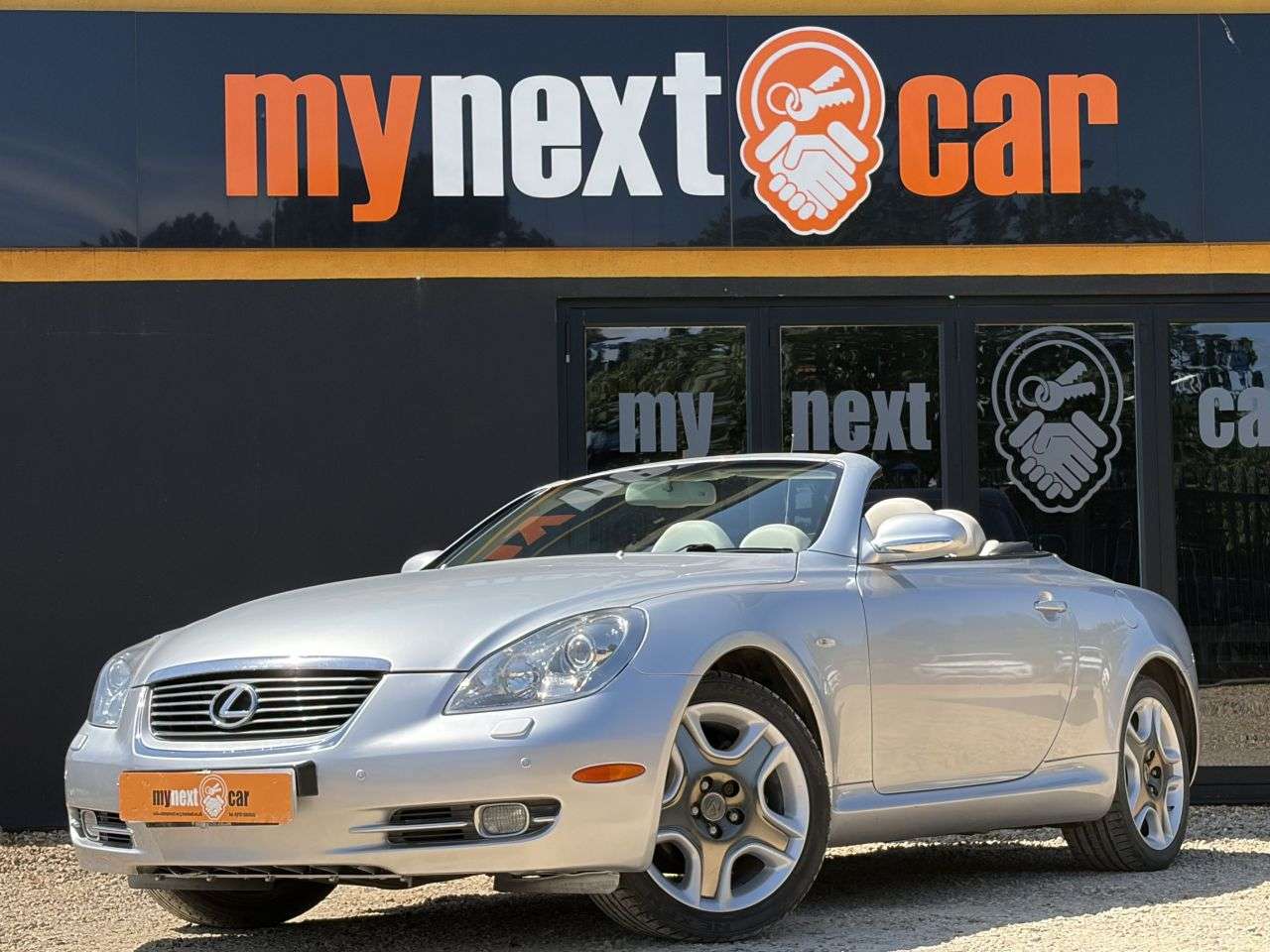 A 2006 LEXUS SC 4.3 430 Convertible 2dr Petrol Automatic (269 g/km, 282 bhp) FULL HEATED LE A 2006 LEXUS SC 4.3 430 Convertible 2dr Petrol Automatic (269 g/km, 282 bhp) FULL HEATED LE