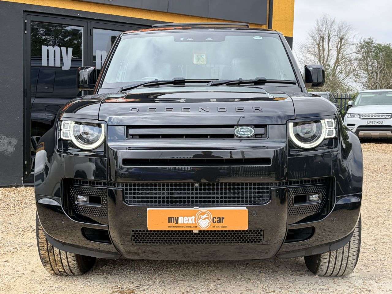 A 2023 LAND ROVER DEFENDER 130 3.0 P400 MHEV X SUV 5dr Petrol Auto 4WD Euro 6 (s/s) (400 ps) P400 + 8 SEAT A 2023 LAND ROVER DEFENDER 130 3.0 P400 MHEV X SUV 5dr Petrol Auto 4WD Euro 6 (s/s) (400 ps) P400 + 8 SEAT