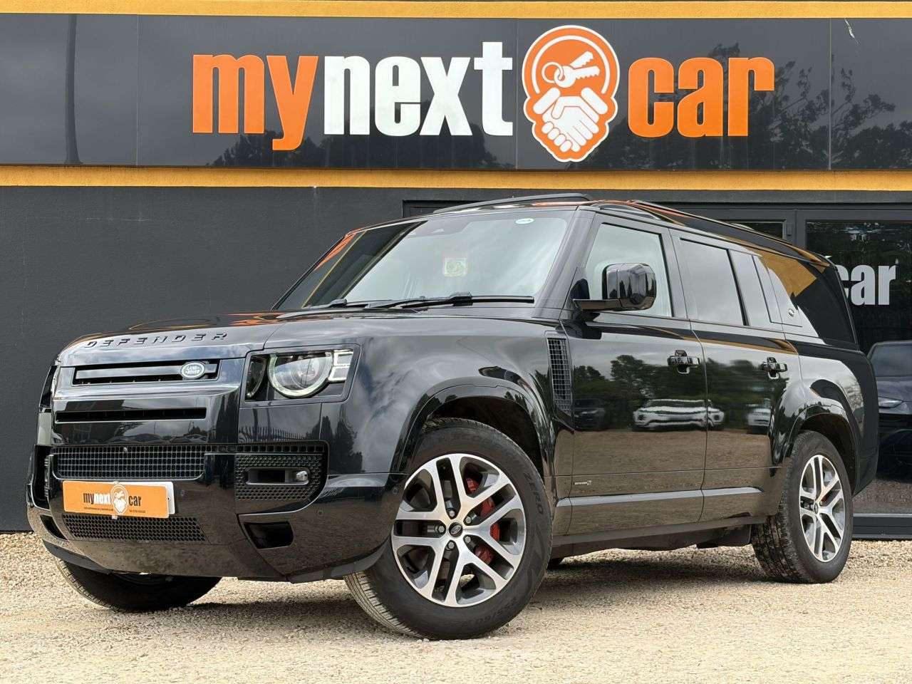 A 2023 LAND ROVER DEFENDER 130 3.0 P400 MHEV X SUV 5dr Petrol Auto 4WD Euro 6 (s/s) (400 ps) P400 + 8 SEAT A 2023 LAND ROVER DEFENDER 130 3.0 P400 MHEV X SUV 5dr Petrol Auto 4WD Euro 6 (s/s) (400 ps) P400 + 8 SEAT