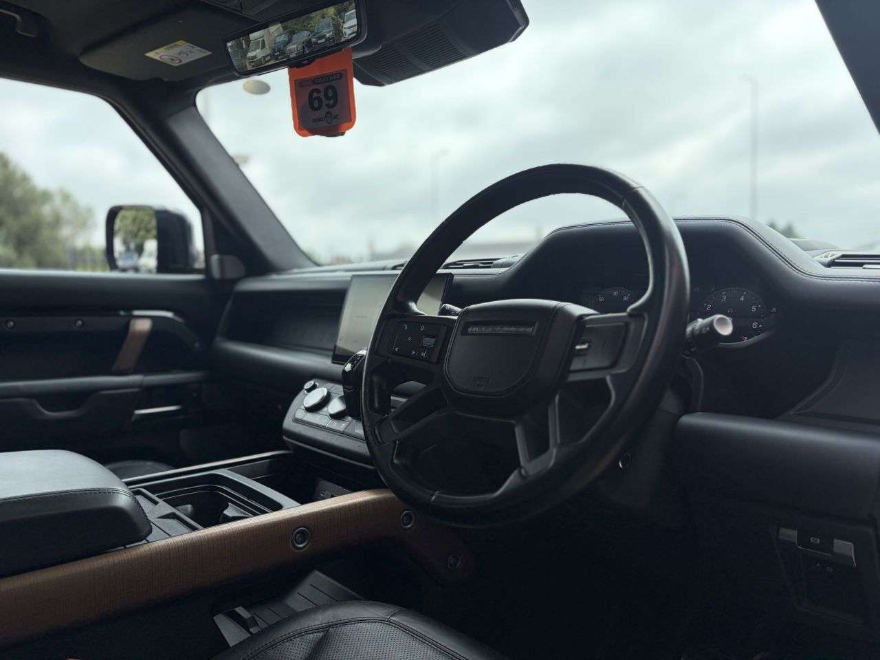2023 LAND ROVER DEFENDER 130 2023 LAND ROVER DEFENDER 130
