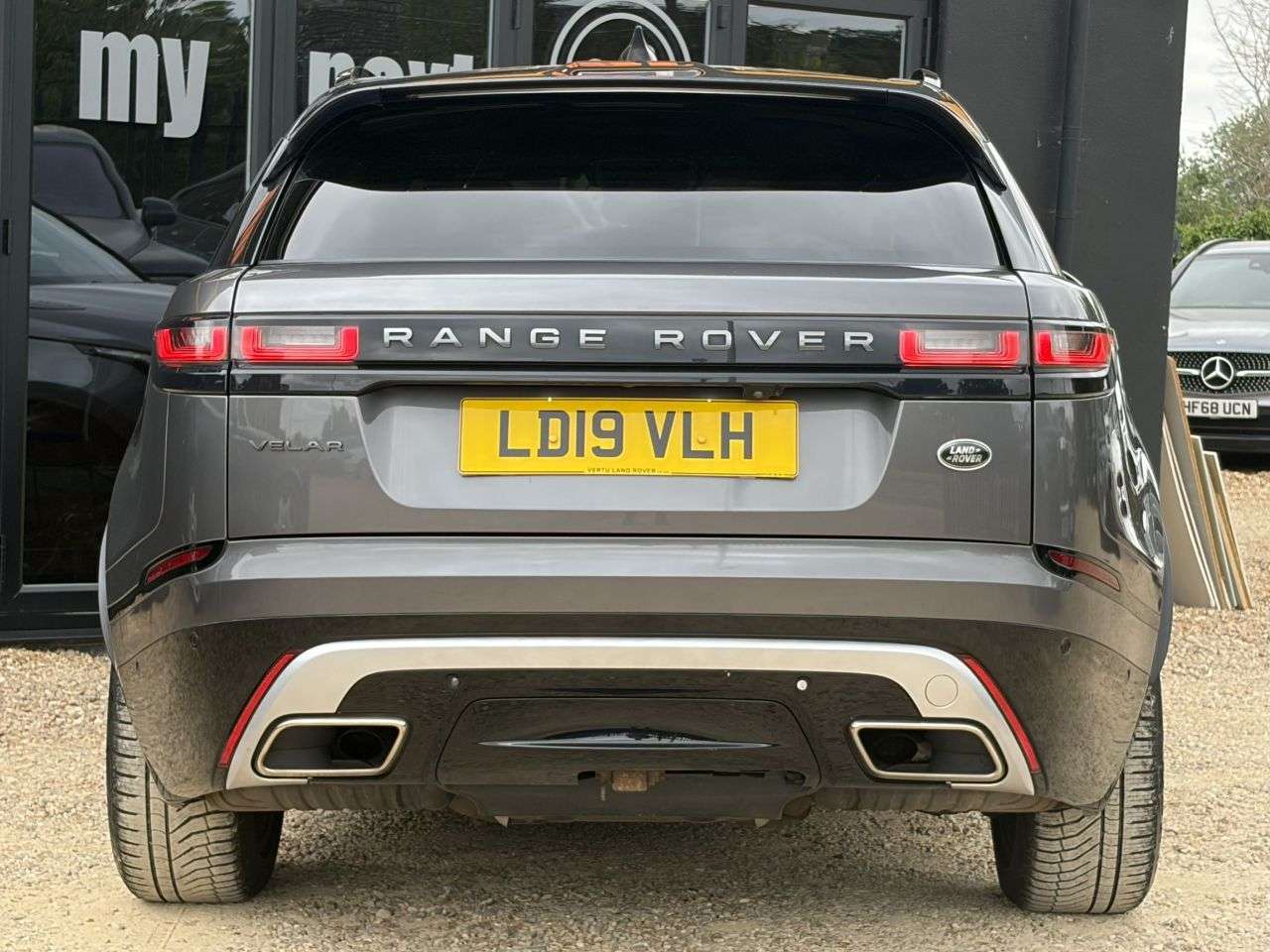 2019 LAND ROVER RANGE ROVER VELAR 2019 LAND ROVER RANGE ROVER VELAR