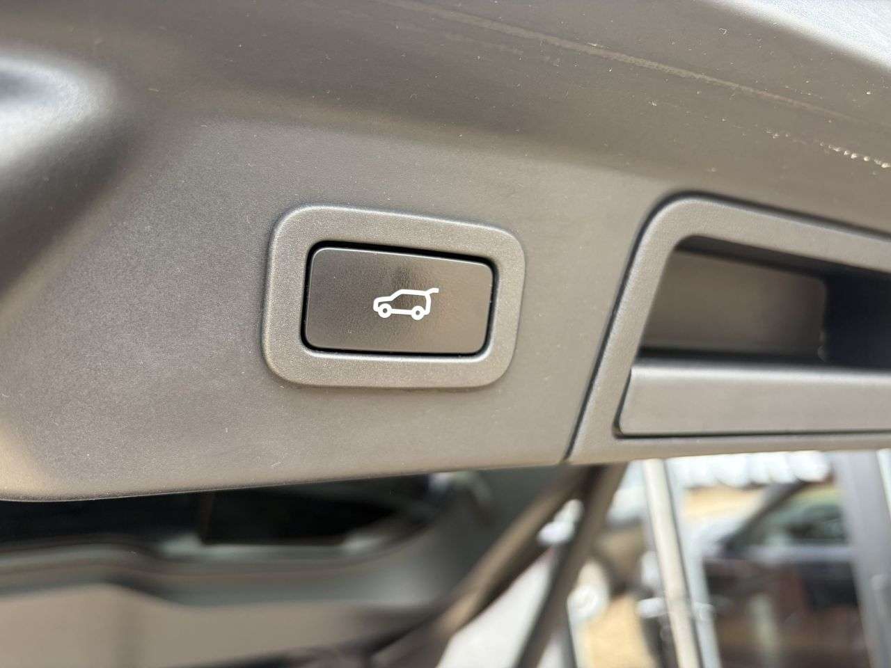 2019 LAND ROVER RANGE ROVER VELAR 2019 LAND ROVER RANGE ROVER VELAR