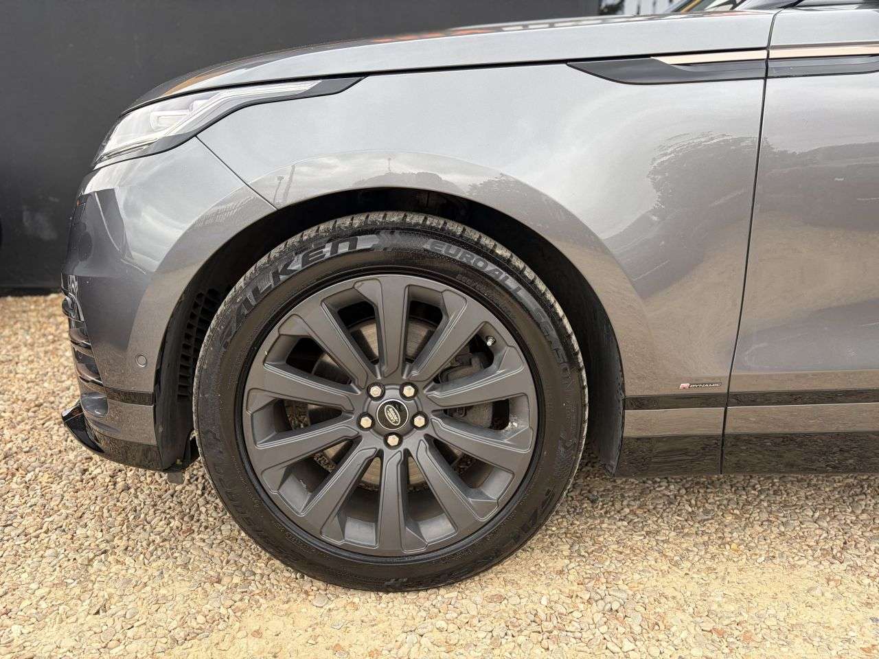 2019 LAND ROVER RANGE ROVER VELAR 2019 LAND ROVER RANGE ROVER VELAR