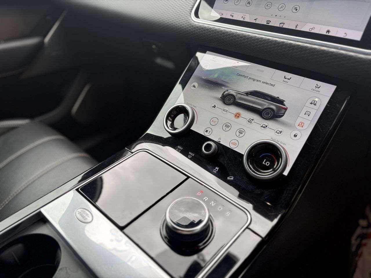 2019 LAND ROVER RANGE ROVER VELAR 2019 LAND ROVER RANGE ROVER VELAR