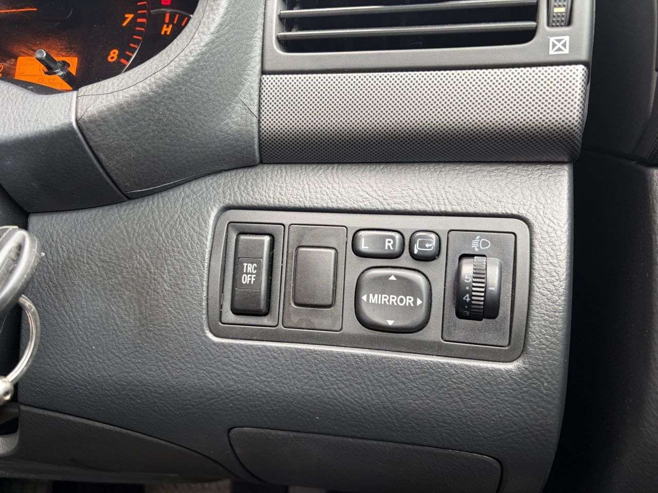 2005 TOYOTA AVENSIS 2005 TOYOTA AVENSIS