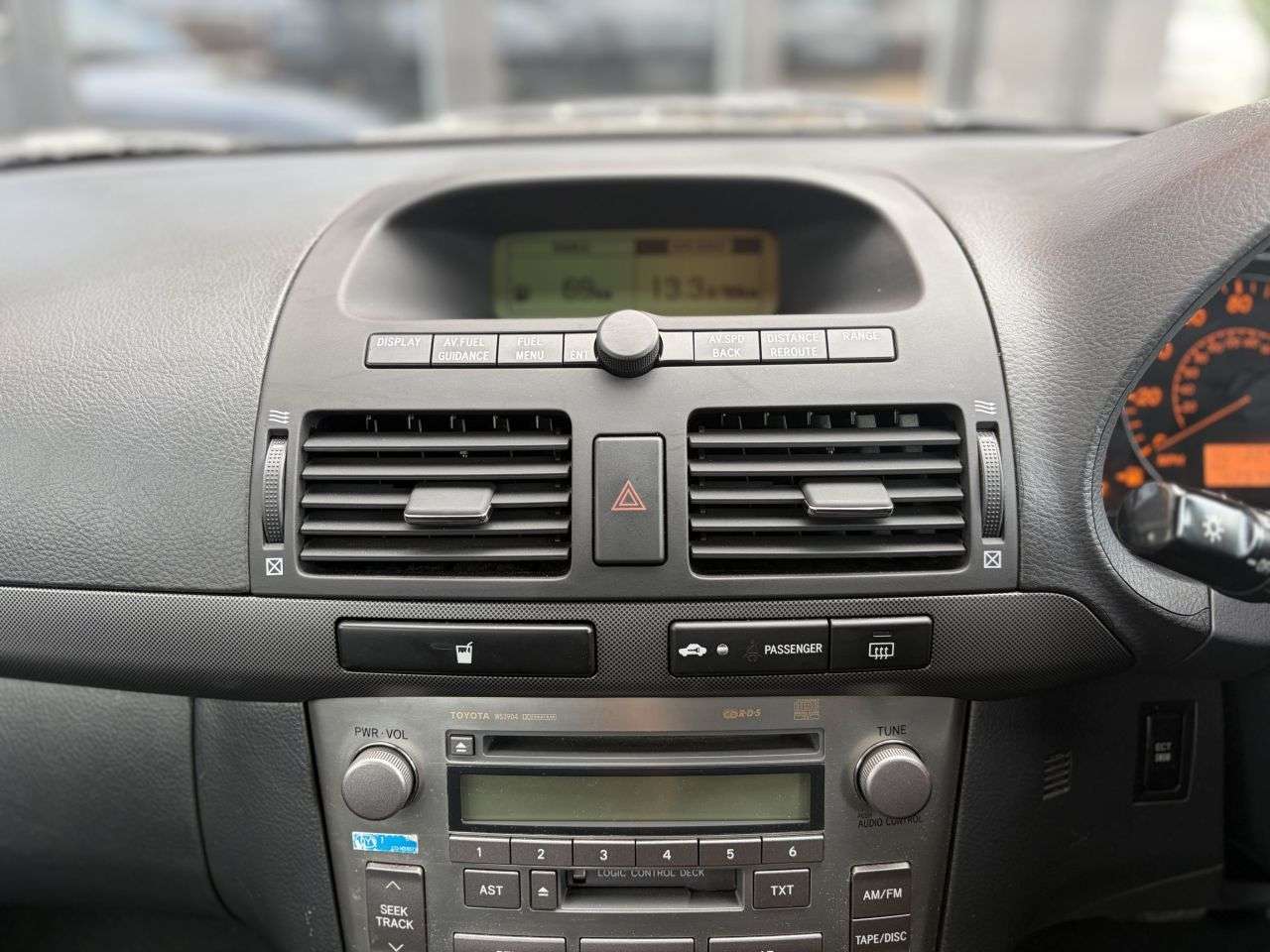 2005 TOYOTA AVENSIS 2005 TOYOTA AVENSIS