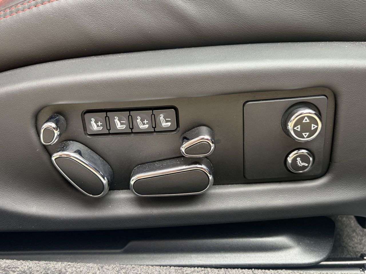 2018 ROLLS-ROYCE DAWN 2018 ROLLS-ROYCE DAWN