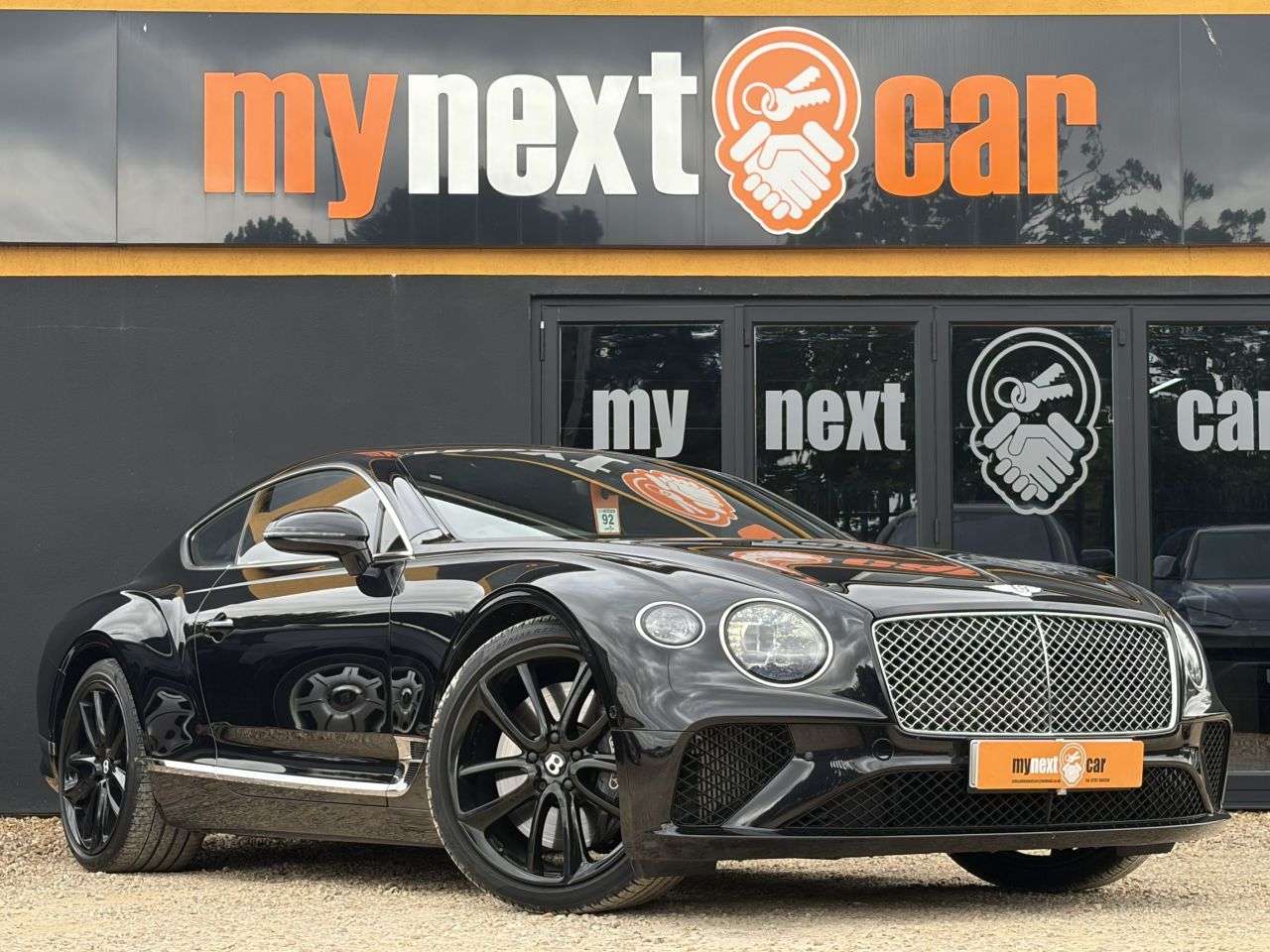 A 2018 ROLLS-ROYCE DAWN V12 A 2018 ROLLS-ROYCE DAWN V12