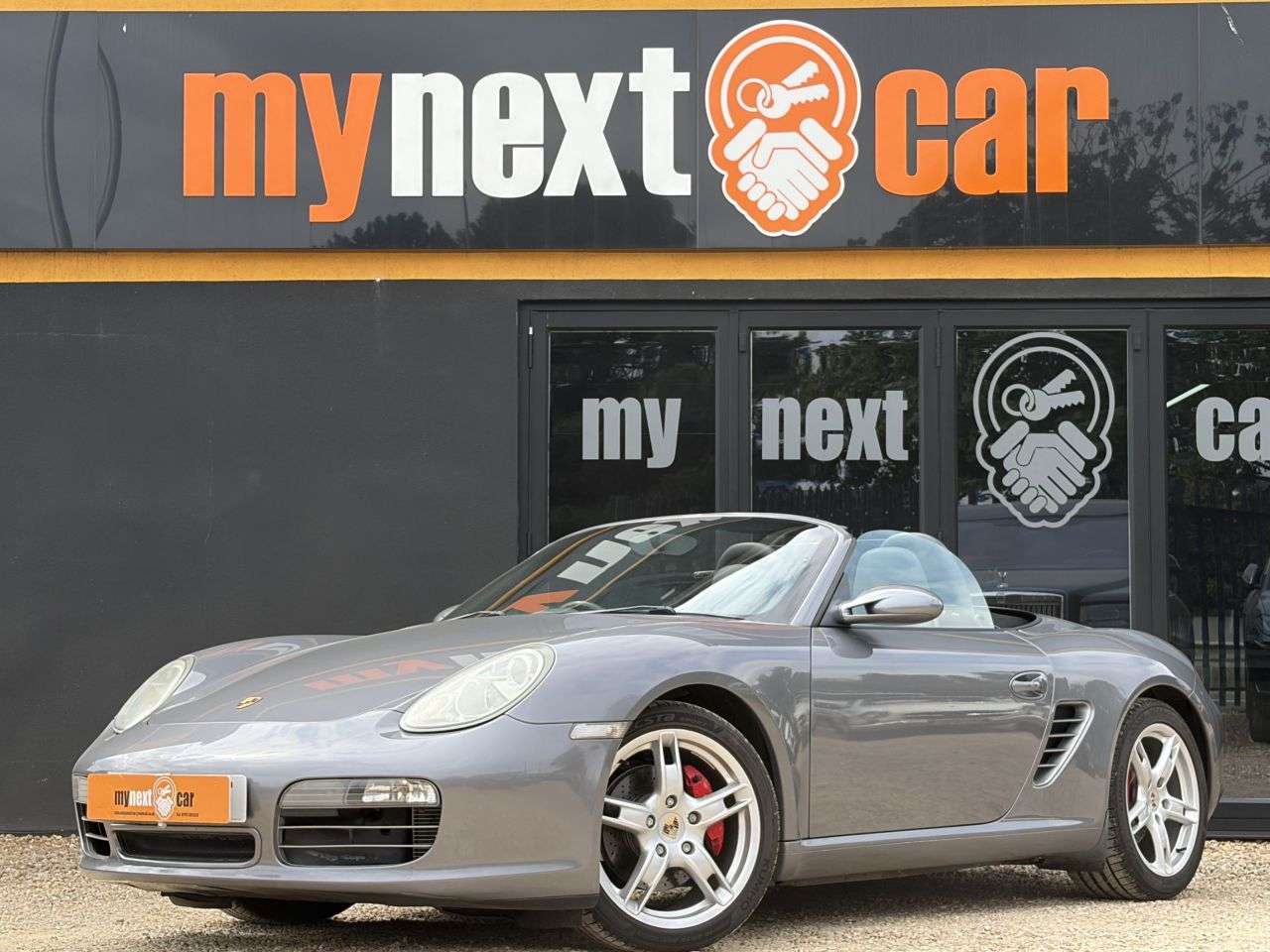 A 2006 PORSCHE BOXSTER 3.2 987 S Convertible 2dr Petrol Manual (248 g/km, 280 bhp) A 2006 PORSCHE BOXSTER 3.2 987 S Convertible 2dr Petrol Manual (248 g/km, 280 bhp)