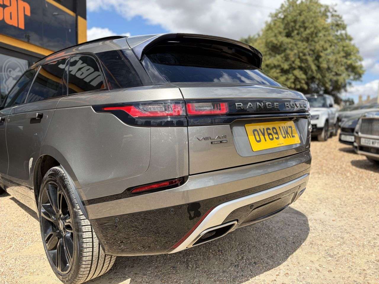 2019 LAND ROVER RANGE ROVER VELAR 2019 LAND ROVER RANGE ROVER VELAR
