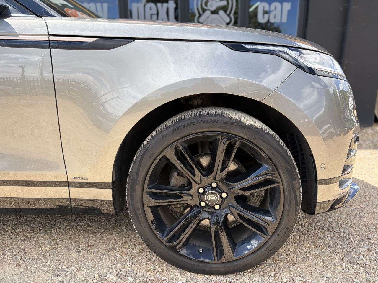 2019 LAND ROVER RANGE ROVER VELAR 2019 LAND ROVER RANGE ROVER VELAR