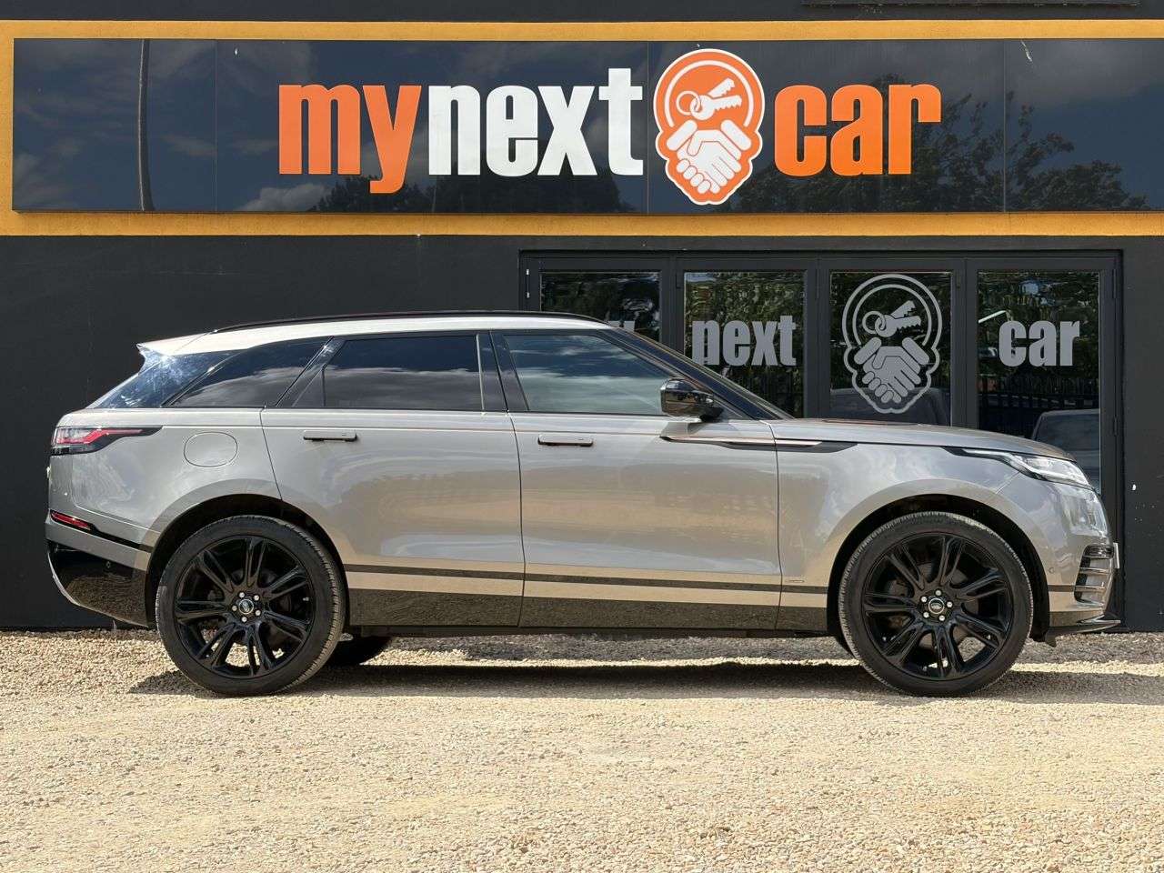 2019 LAND ROVER RANGE ROVER VELAR 2019 LAND ROVER RANGE ROVER VELAR
