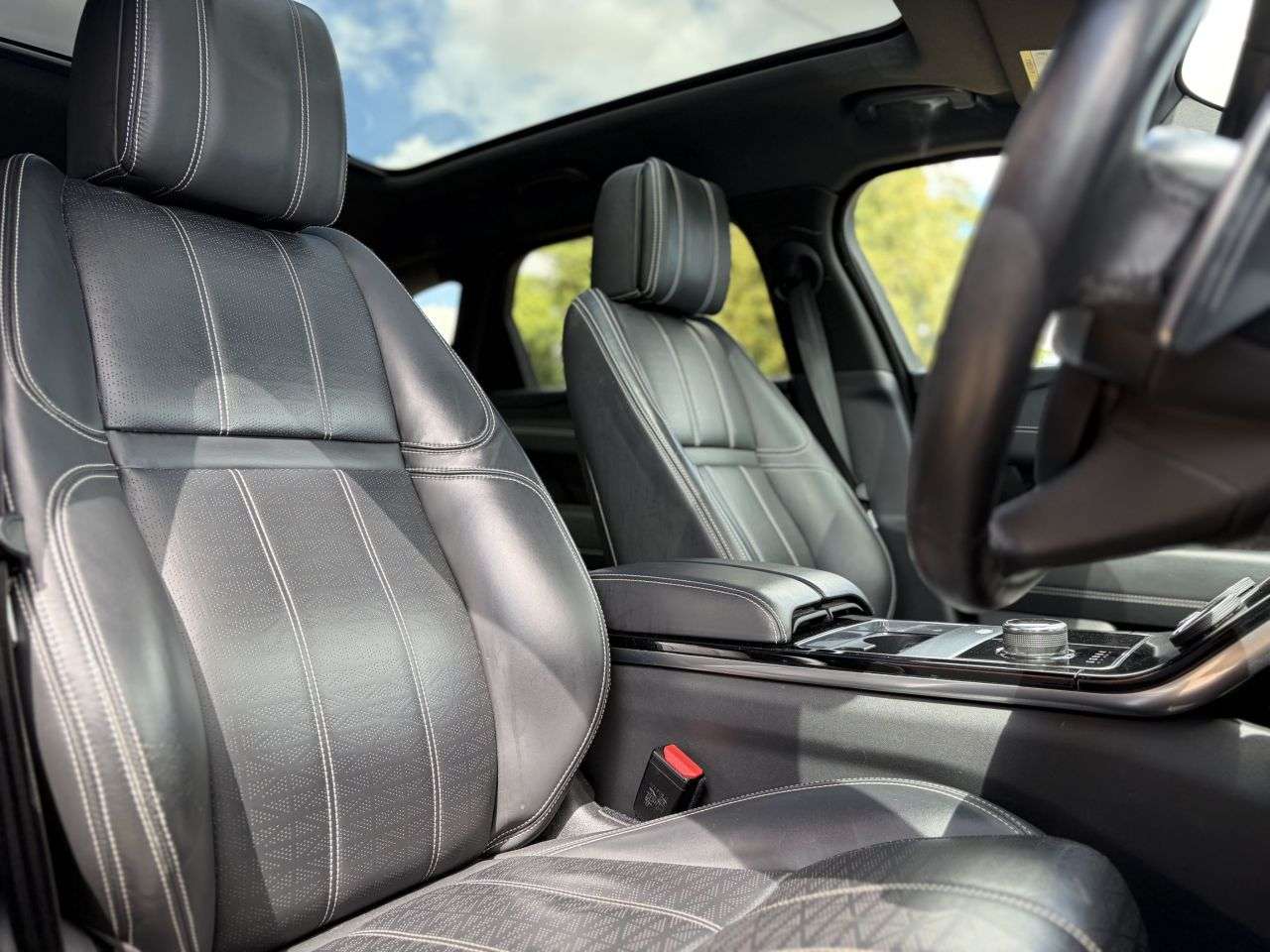 2019 LAND ROVER RANGE ROVER VELAR 2019 LAND ROVER RANGE ROVER VELAR