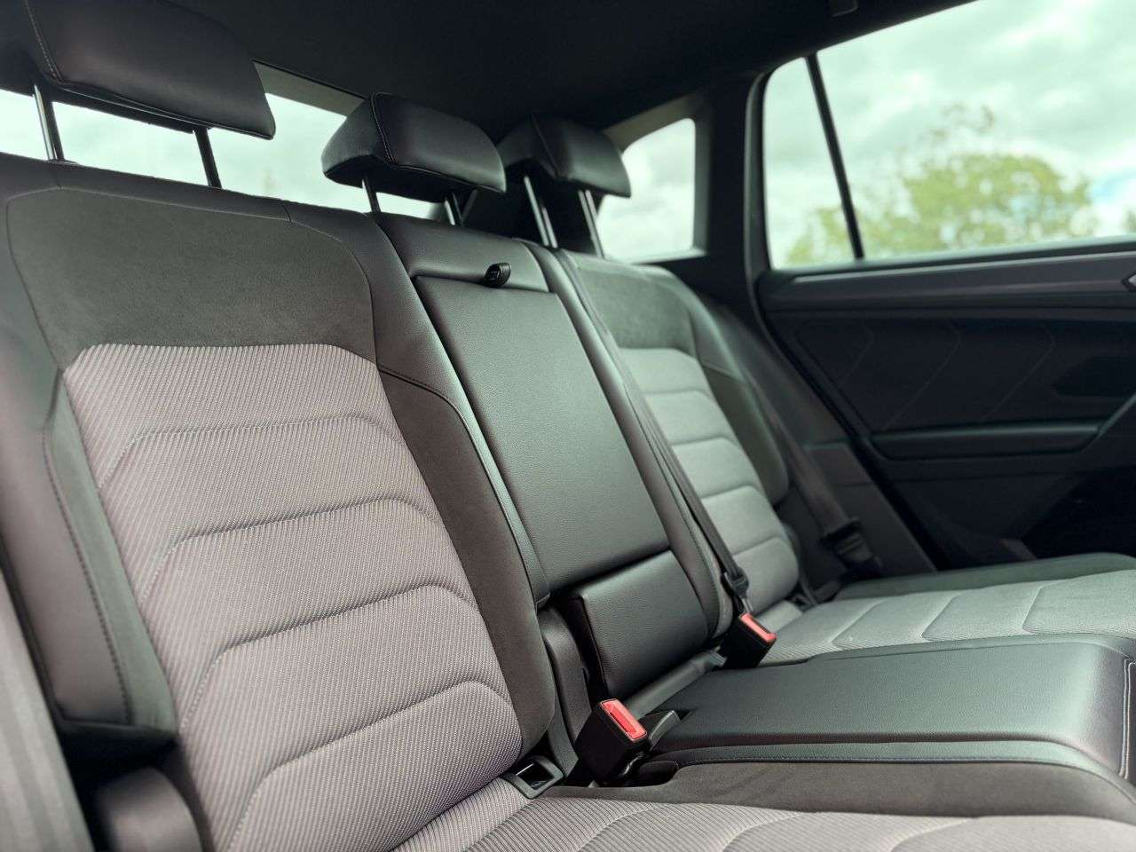 2019 VOLKSWAGEN TIGUAN 2019 VOLKSWAGEN TIGUAN