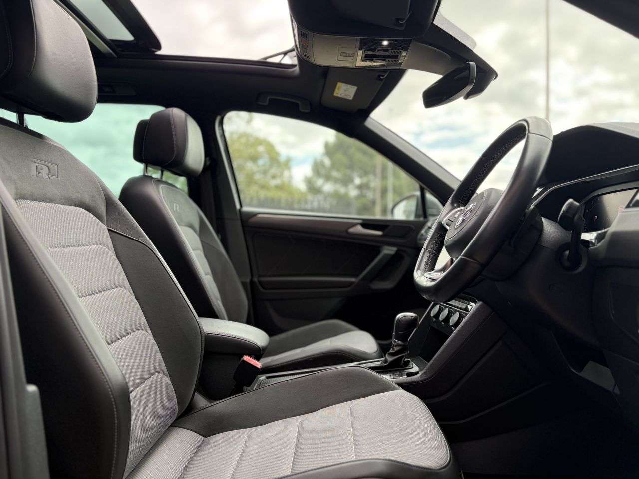 2019 VOLKSWAGEN TIGUAN 2019 VOLKSWAGEN TIGUAN