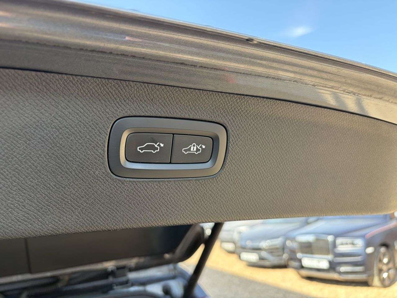 2017 VOLVO XC90 2017 VOLVO XC90