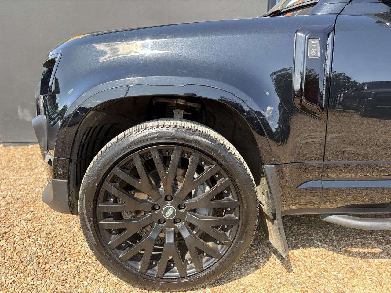 2022 LAND ROVER DEFENDER 110 2022 LAND ROVER DEFENDER 110