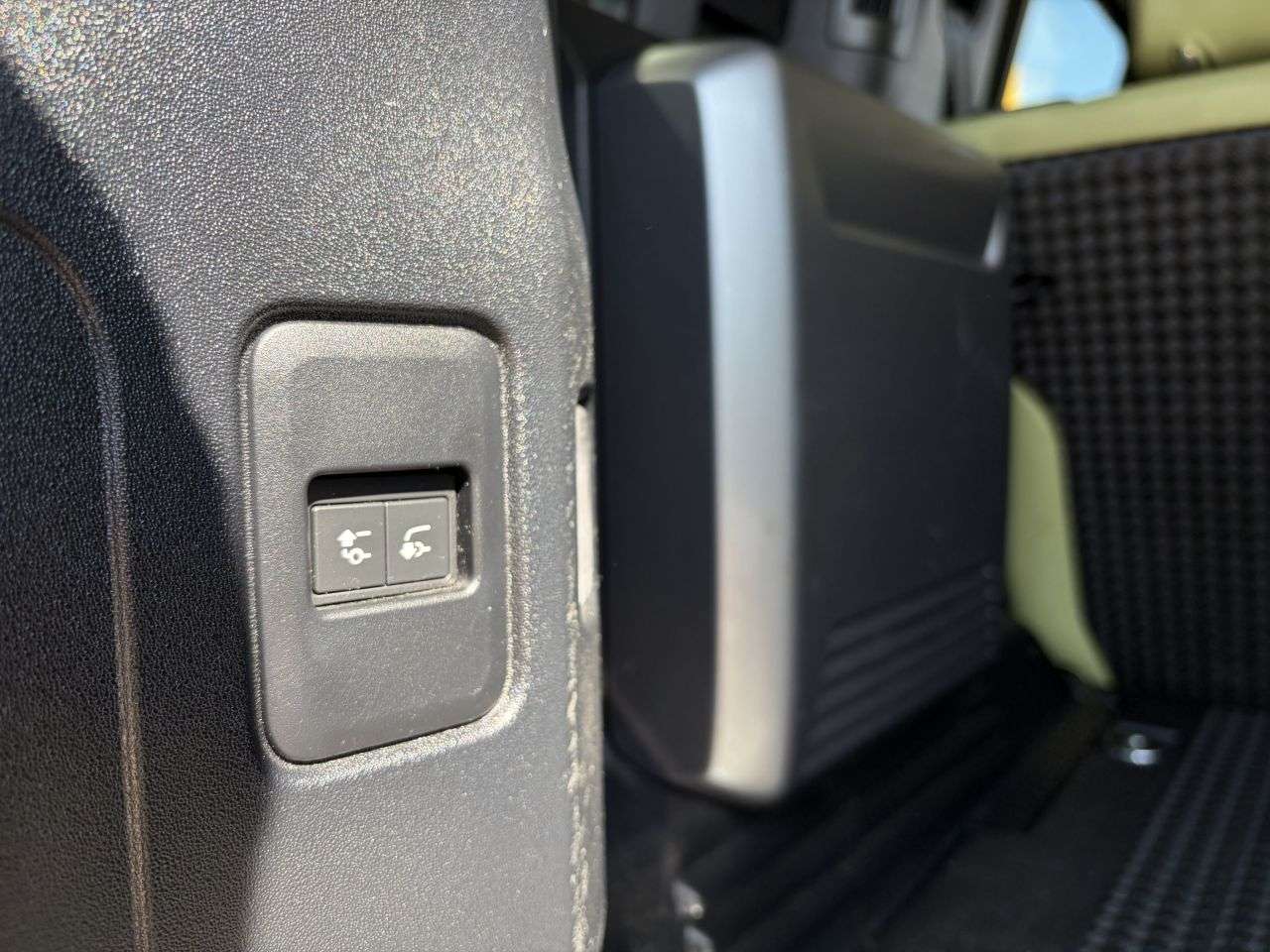 2022 LAND ROVER DEFENDER 110 2022 LAND ROVER DEFENDER 110