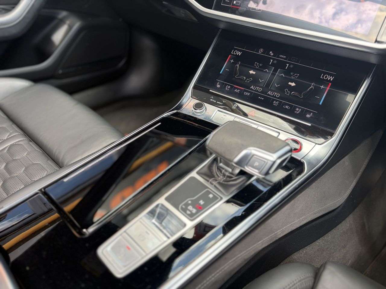 2021 AUDI A6 2021 AUDI A6