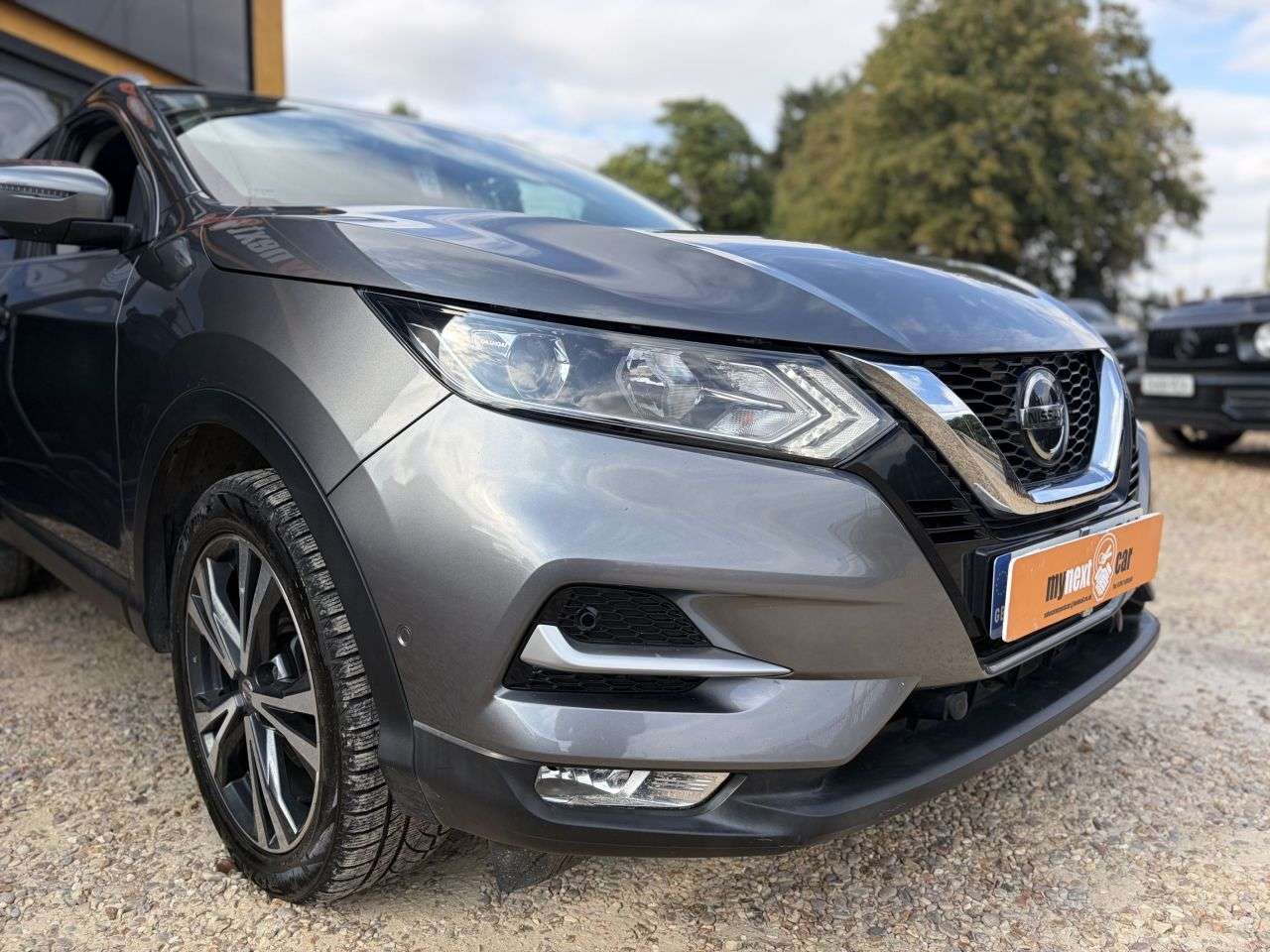 A 2019 NISSAN QASHQAI 1.3 DIG-T N-Connecta SUV 5dr Petrol DCT Auto Euro 6 (s/s) (160 ps) Apple Ca A 2019 NISSAN QASHQAI 1.3 DIG-T N-Connecta SUV 5dr Petrol DCT Auto Euro 6 (s/s) (160 ps) Apple Ca