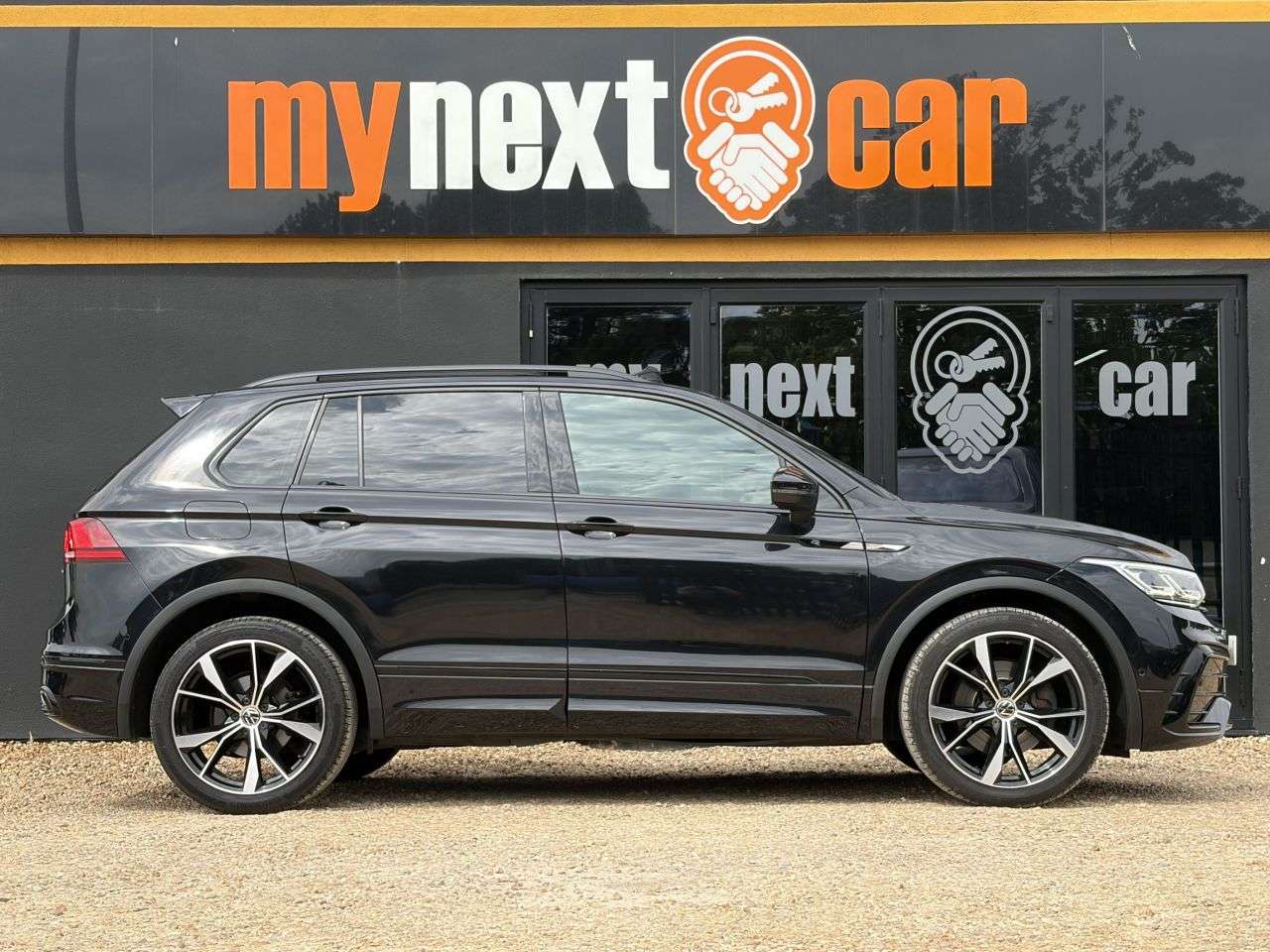 2022 VOLKSWAGEN TIGUAN 2022 VOLKSWAGEN TIGUAN