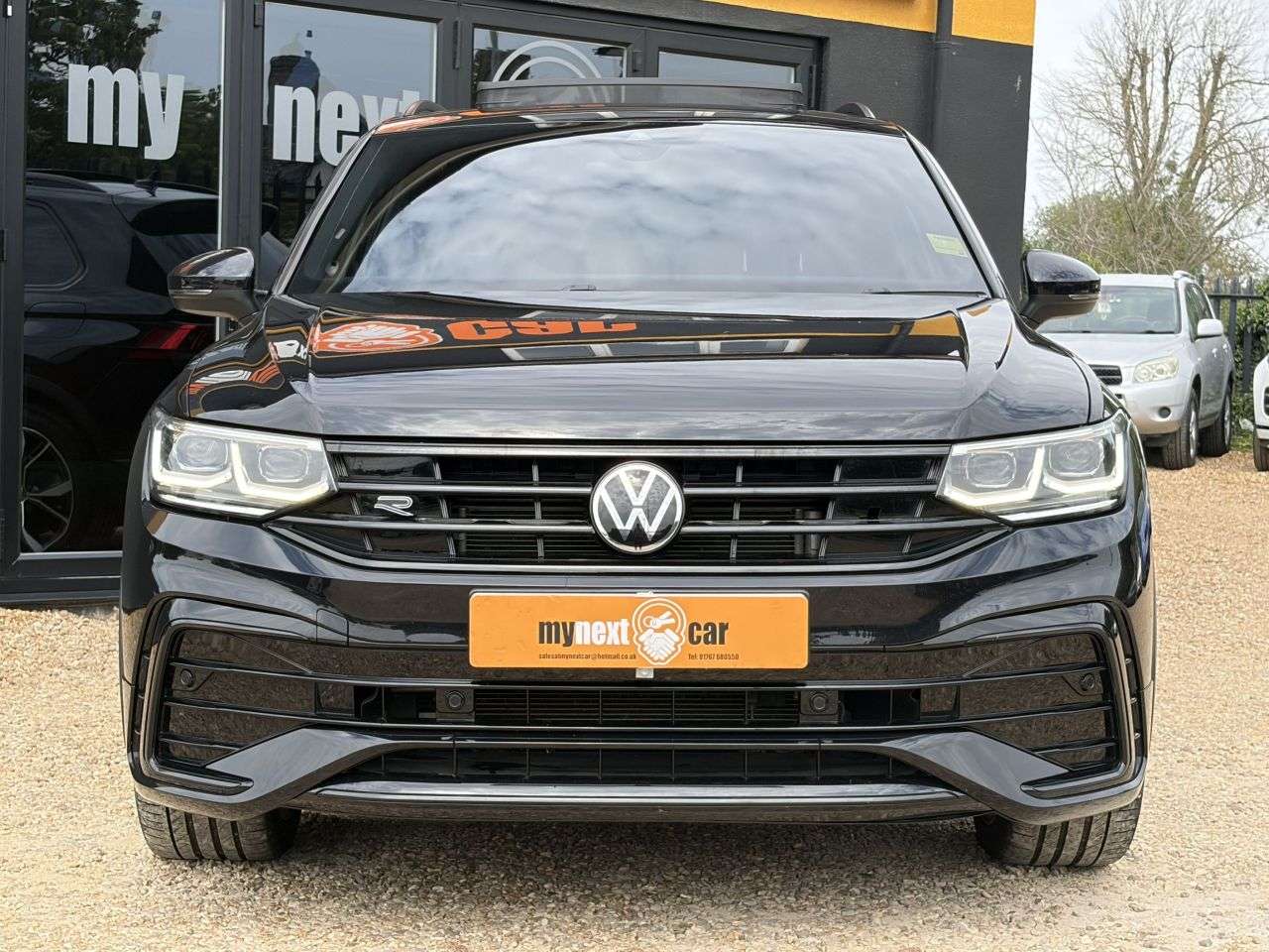 A 2022 VOLKSWAGEN TIGUAN 2.0 TSI R-Line SUV 5dr Petrol DSG 4Motion Euro 6 (s/s) (190 ps) FULLY LOADE A 2022 VOLKSWAGEN TIGUAN 2.0 TSI R-Line SUV 5dr Petrol DSG 4Motion Euro 6 (s/s) (190 ps) FULLY LOADE