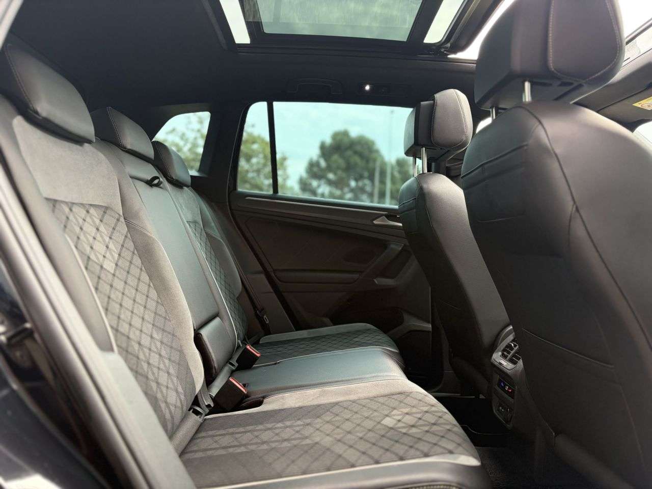 2022 VOLKSWAGEN TIGUAN 2022 VOLKSWAGEN TIGUAN