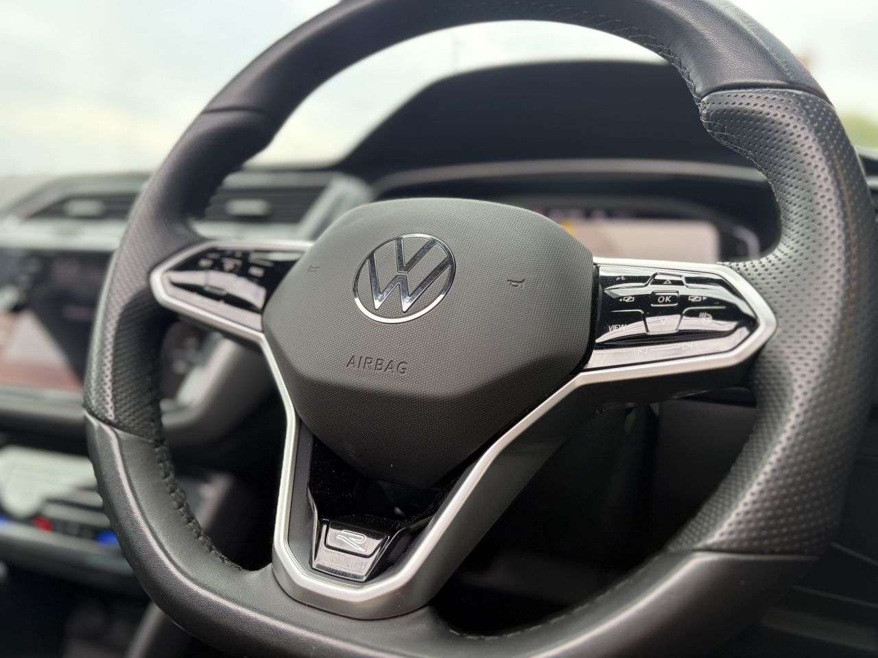 2022 VOLKSWAGEN TIGUAN 2022 VOLKSWAGEN TIGUAN