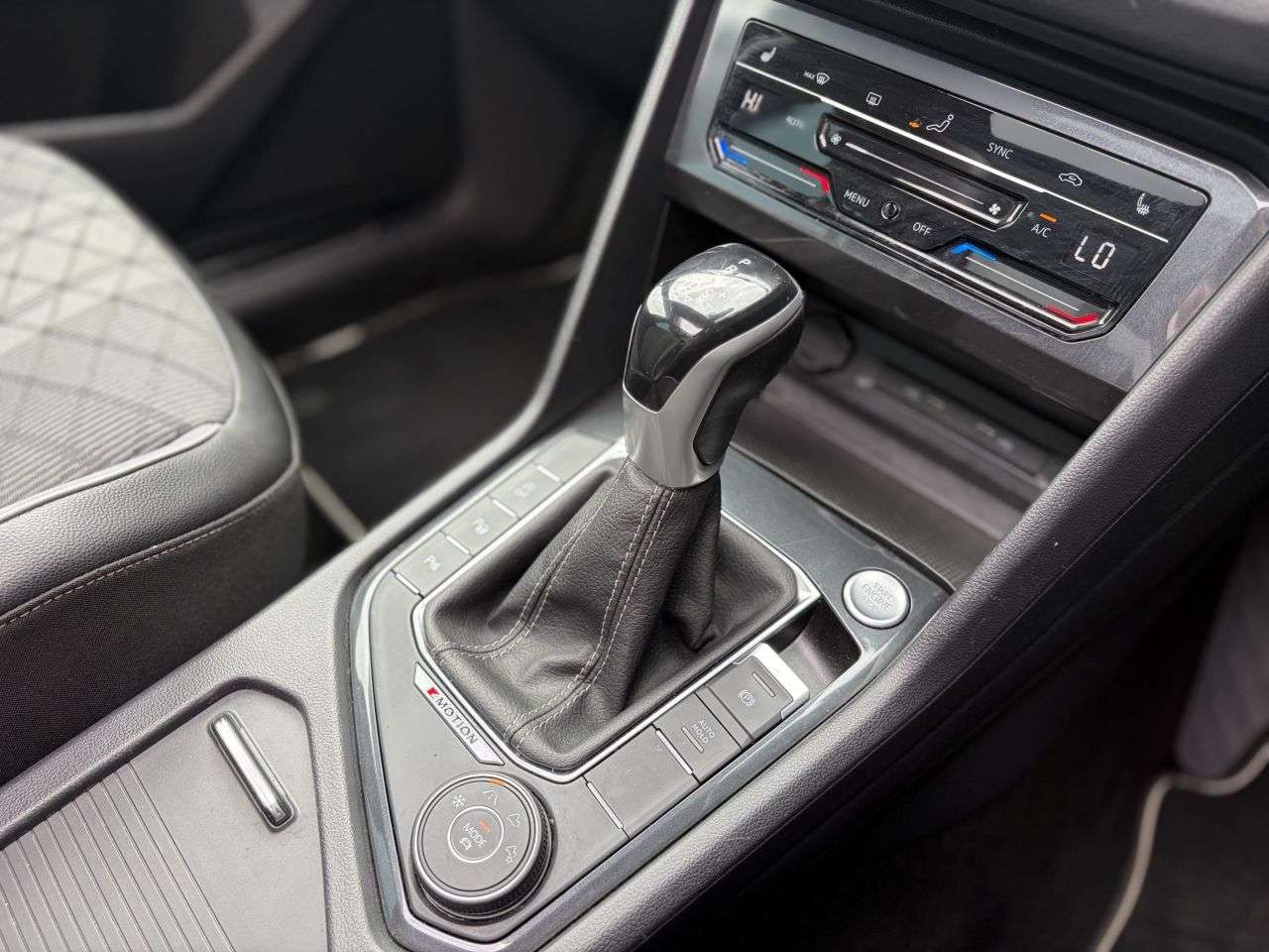 2022 VOLKSWAGEN TIGUAN 2022 VOLKSWAGEN TIGUAN