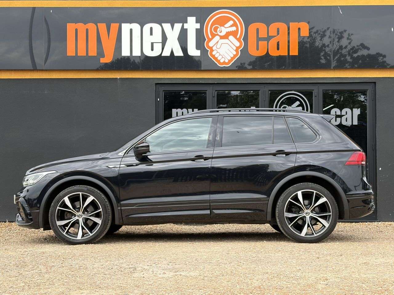 2022 VOLKSWAGEN TIGUAN 2022 VOLKSWAGEN TIGUAN