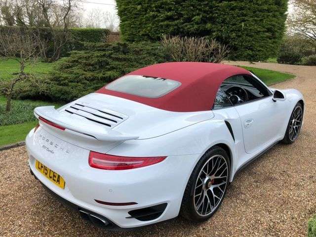 2015 PORSCHE 911 2015 PORSCHE 911
