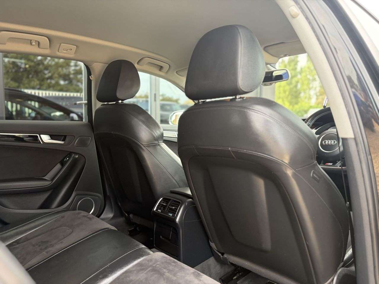 2012 AUDI S4 AVANT 2012 AUDI S4 AVANT
