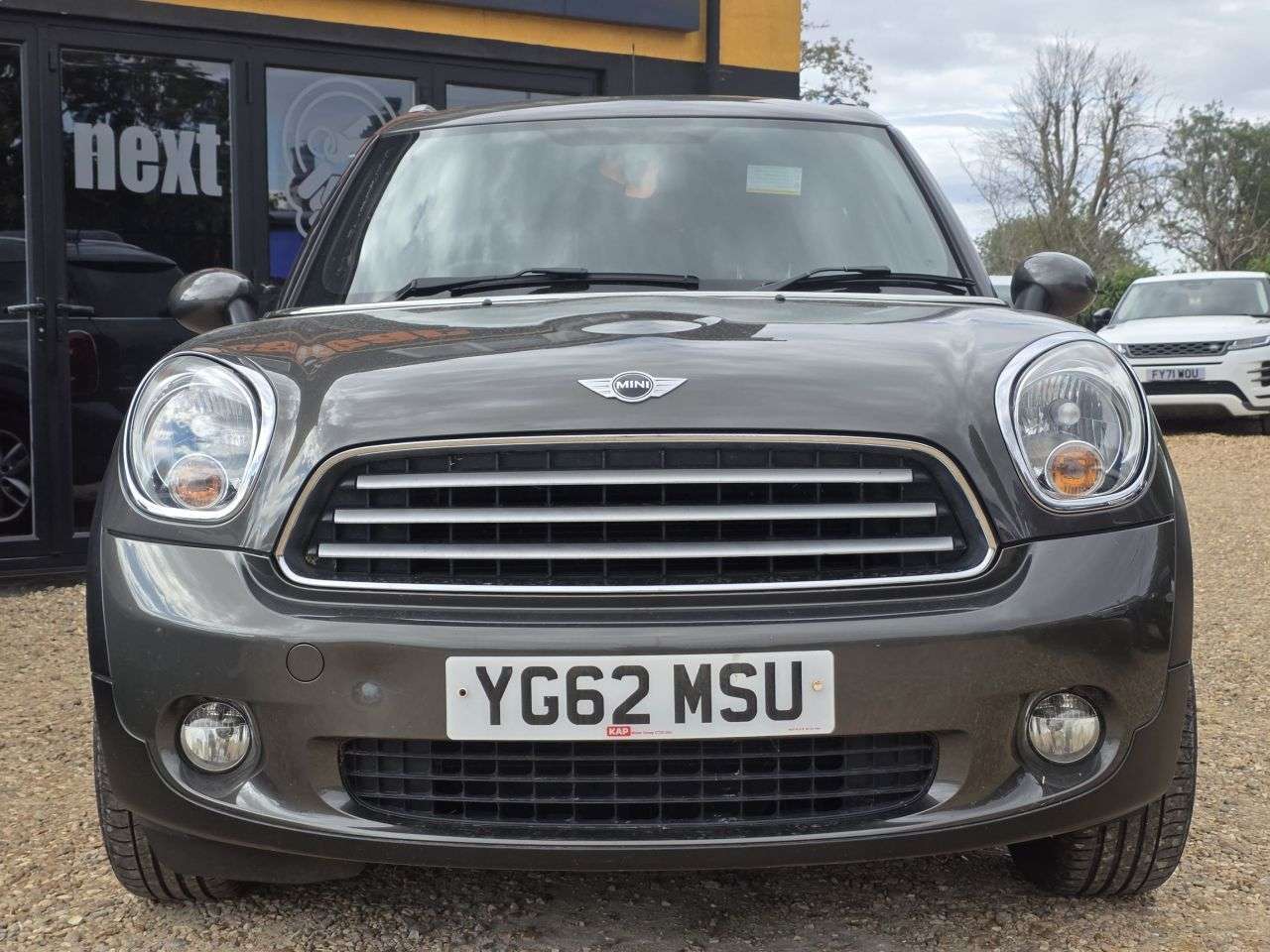 A 2012 MINI COUNTRYMAN 1.6 Cooper SUV 5dr Petrol Manual Euro 5 (s/s) (122 ps) Over £7000 worth of A 2012 MINI COUNTRYMAN 1.6 Cooper SUV 5dr Petrol Manual Euro 5 (s/s) (122 ps) Over £7000 worth of
