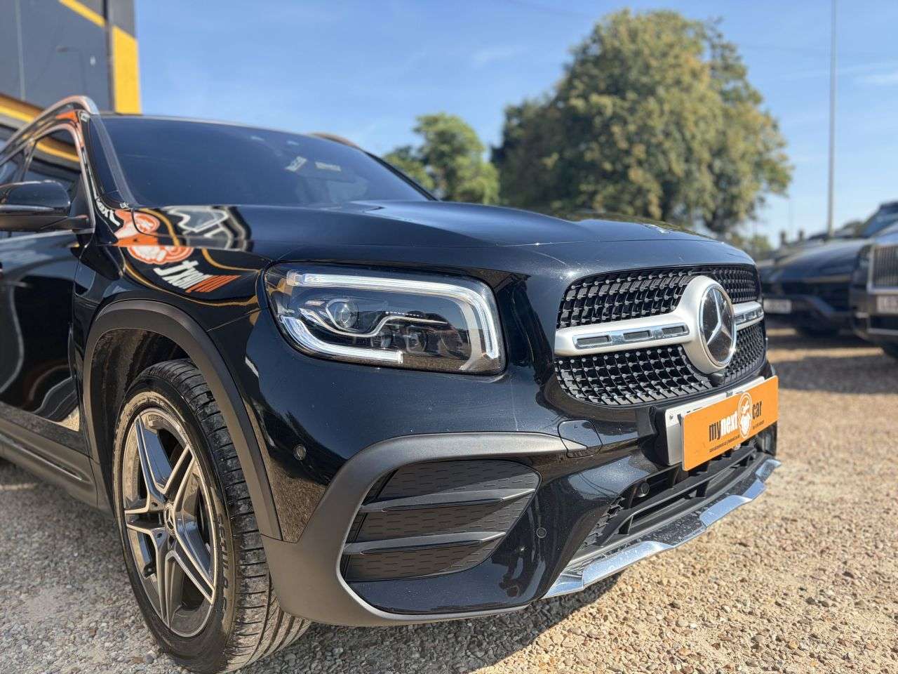 A 2020 MERCEDES-BENZ GLB 2.0 GLB220d AMG Line (Premium Plus) SUV 5dr Diesel 8G-DCT 4MATIC Euro 6 (s/ A 2020 MERCEDES-BENZ GLB 2.0 GLB220d AMG Line (Premium Plus) SUV 5dr Diesel 8G-DCT 4MATIC Euro 6 (s/