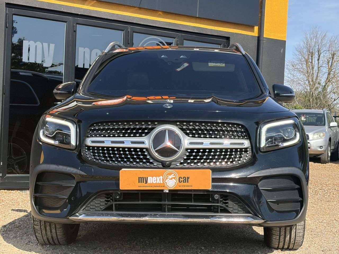 A 2020 MERCEDES-BENZ GLB 2.0 GLB220d AMG Line (Premium Plus) SUV 5dr Diesel 8G-DCT 4MATIC Euro 6 (s/ A 2020 MERCEDES-BENZ GLB 2.0 GLB220d AMG Line (Premium Plus) SUV 5dr Diesel 8G-DCT 4MATIC Euro 6 (s/