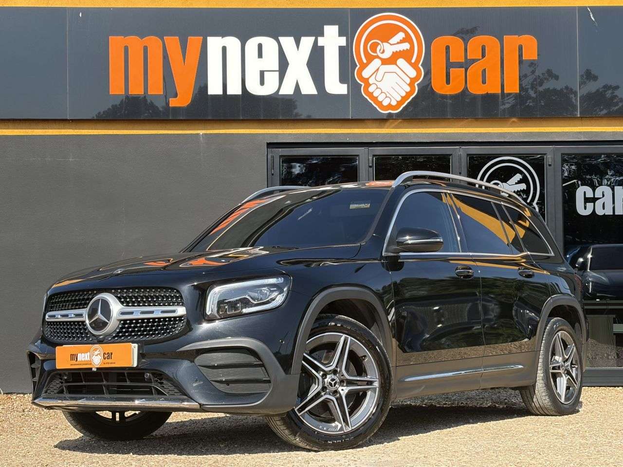 A 2020 MERCEDES-BENZ GLB 2.0 GLB220d AMG Line (Premium Plus) SUV 5dr Diesel 8G-DCT 4MATIC Euro 6 (s/ A 2020 MERCEDES-BENZ GLB 2.0 GLB220d AMG Line (Premium Plus) SUV 5dr Diesel 8G-DCT 4MATIC Euro 6 (s/